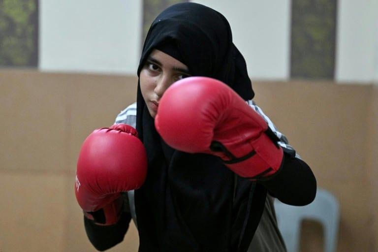 Pakistan's girls fight for their place in the boxing ring | International