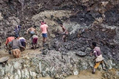Violence at Ethiopia gold mine site leaves several dead | International