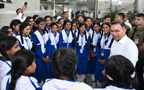 PM urges students to raise awareness on dengue prevention | At a Glance