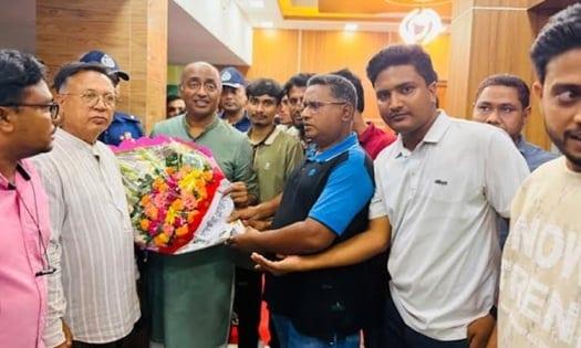 Satkhira Press Club leaders meet Law Minister Asaduzzaman | News