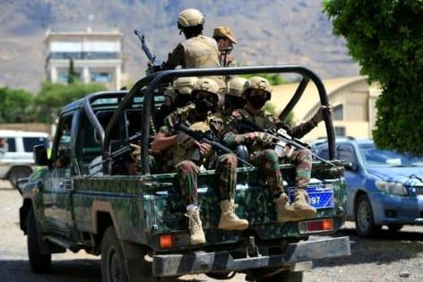 Houthis say hit Saudi base after renewed fighting with Yemeni govt forces | International