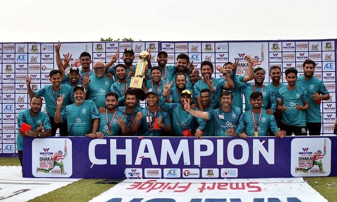নাটকীয় শেষ দিনে ঘুচল মোহামেডানের ১৬ বছরের অপেক্ষা
