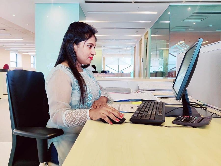 বাংলাদেশ ব্যাংকে পরিচালক পদে চাকরি, বেতন আড়াই লাখ টাকা