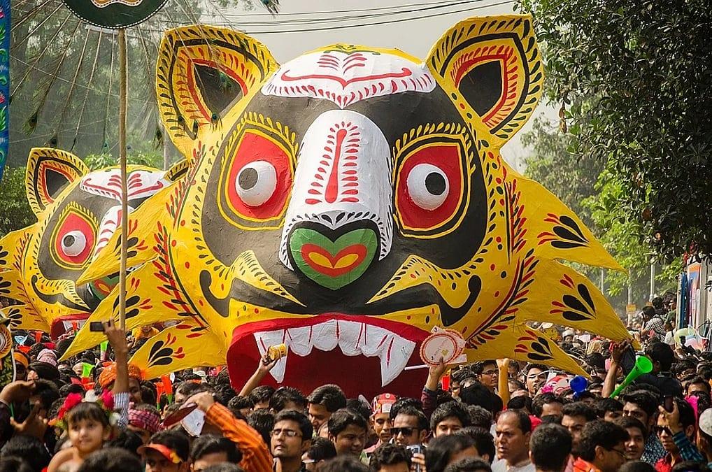 দলমতধর্ম নির্বিশেষে একটি সর্বজনীন উৎসব