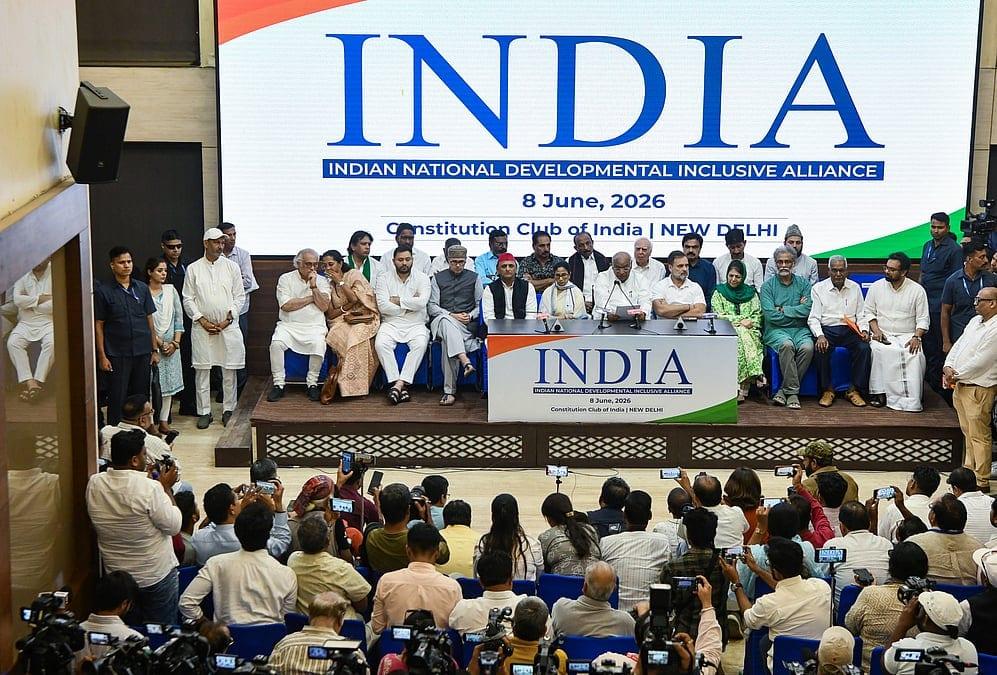 ‘তেলাপোকাদের’ পাশে থাকতে ‘ইন্ডিয়া’ জোটে জোর দাবি