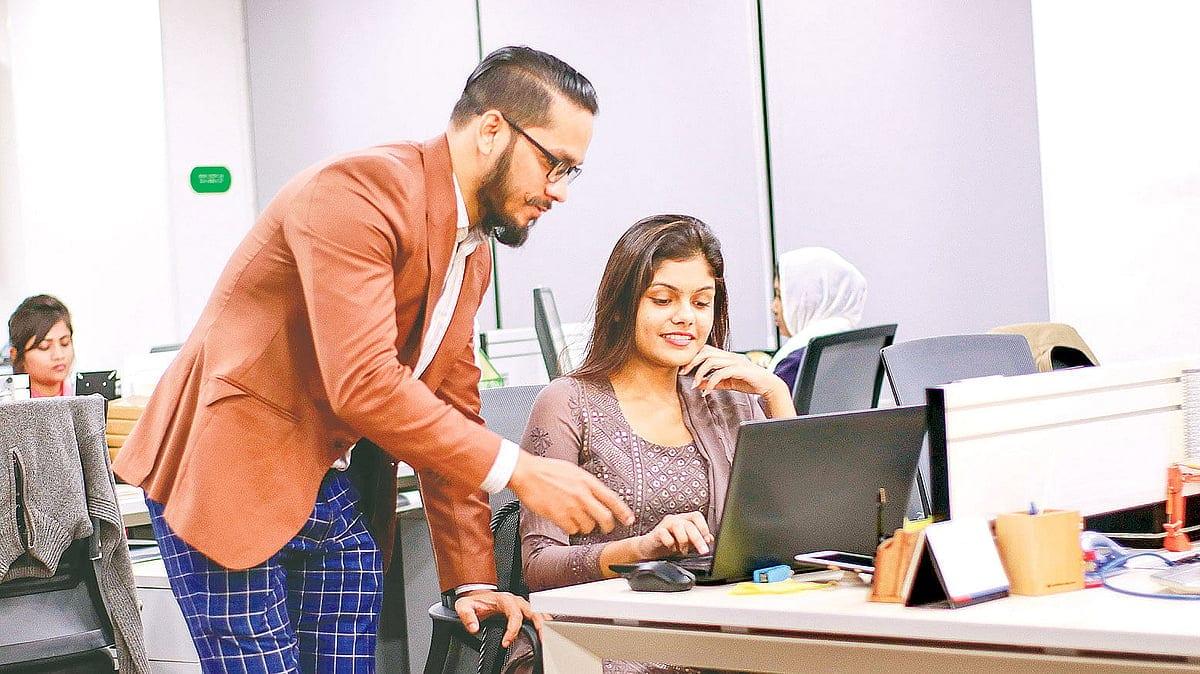 কর্মক্ষেত্রে গালভরা বুলি কি অযোগ্যতার লক্ষণ? নতুন গবেষণায় পাওয়া গেল চমকপ্রদ তথ্য