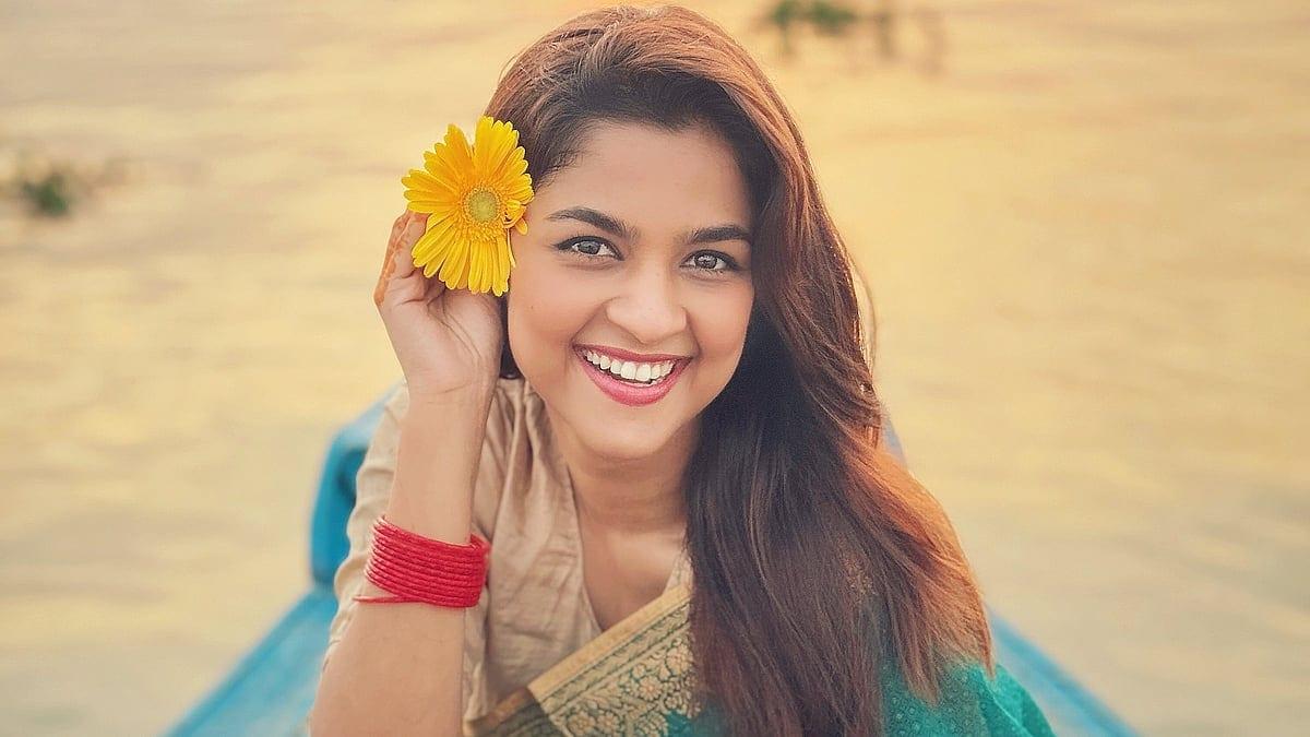 মা–বাবাকে কী বলে রাজি করিয়েছিলেন সাদিয়া আয়মান