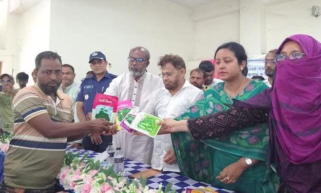 3,200 farmers receive agricultural incentives in Tarash | District