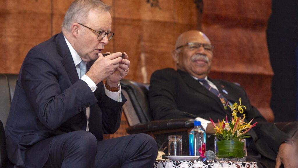 Australia signs defence alliance with Pacific nation Fiji | International