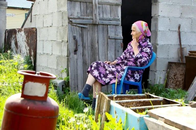 In gas-rich Kazakhstan, many rely on lethal cylinders | International