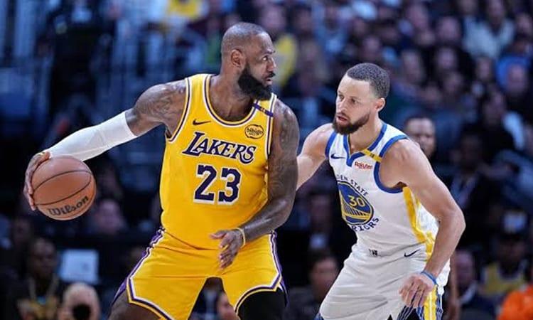 'Up to him' - Curry on chance that LeBron lands with Warriors | Sports