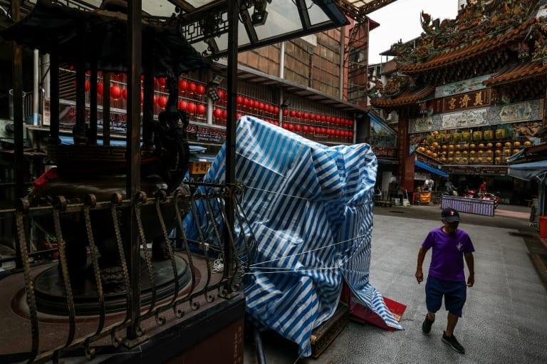 Hundreds flee homes in Taiwan ahead of biggest typhoon in decades | International