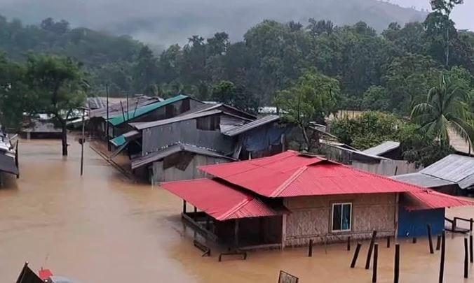 Heavy rain paralyses life in Rangamati | News Flash