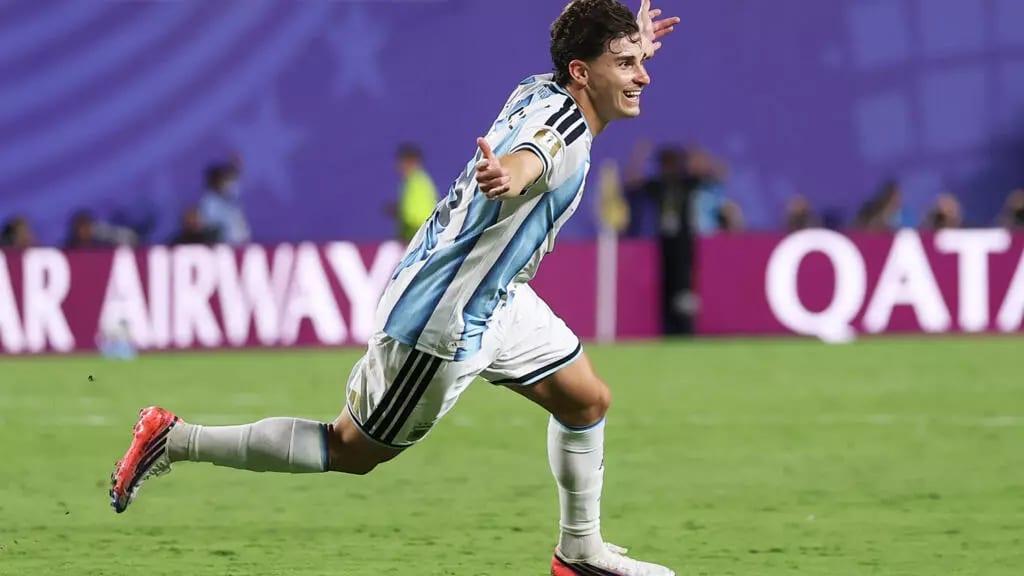 Argentina sink 10-man Swiss to set up blockbuster England World Cup semi-final | News Flash