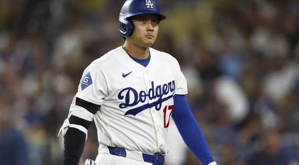 Dodgers face Ohtani knee issues in MLB three-peat bid | Sports