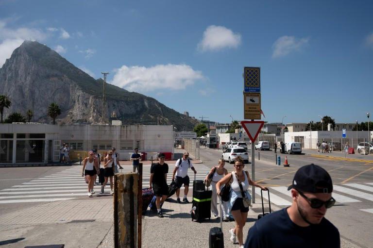 Gibraltar and Spain end border checks | Business