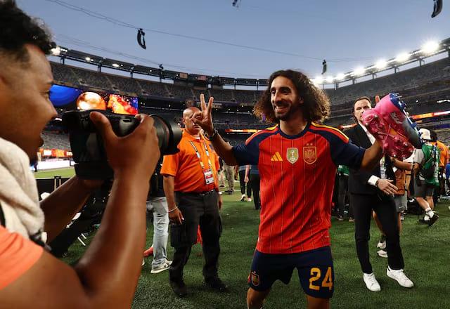 Cucurella praises Spain's 'incredible' defence after World Cup win | Sports
