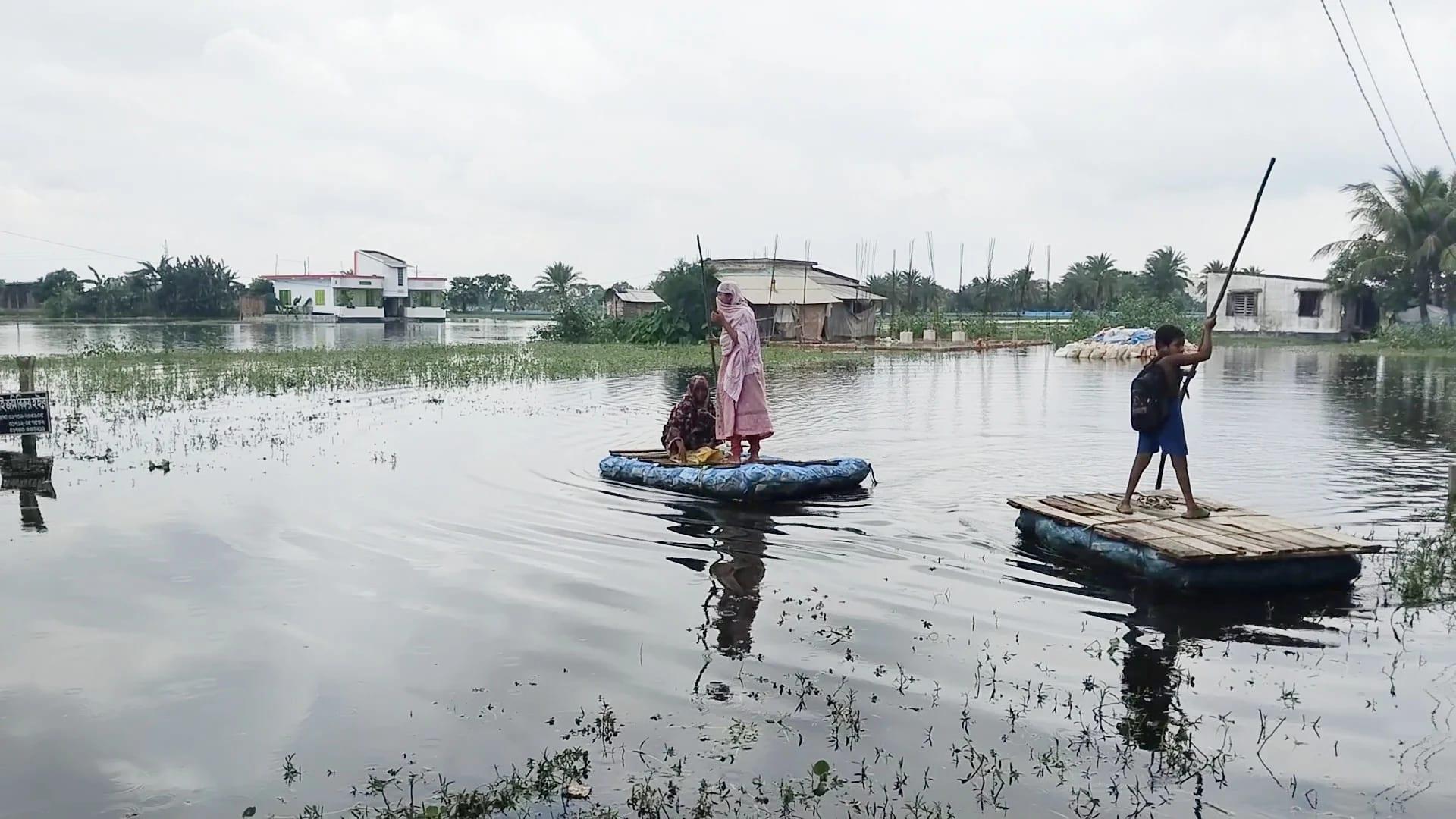 Administration warns fish farm owners over Satkhira water-logging | District