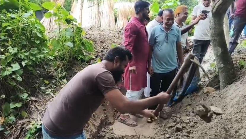 MP's intervention frees 300 families from prolonged waterlogging in Gopalganj | District