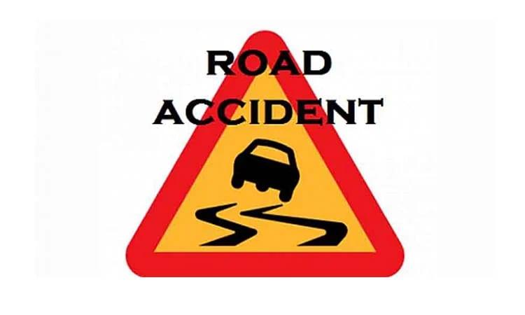 One killed, 3 injured in Manikganj road accident | District