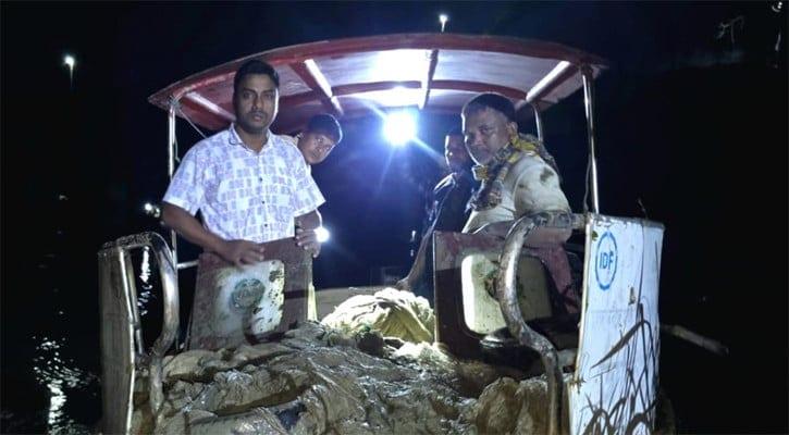 6,500 meters of illegal nets seized from Halda River | District
