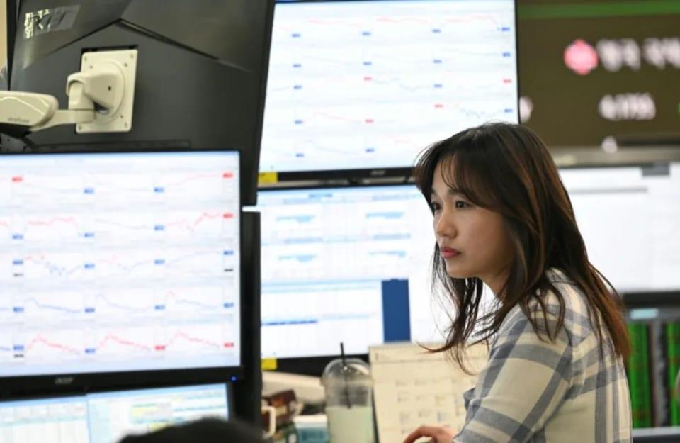 Stocks suffer fresh blow as markets hit by perfect storm | Business