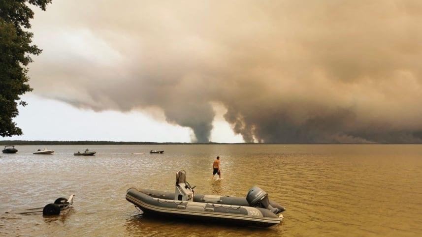 166,000 evacuated as wildfires spin out of control in France, Spain | International