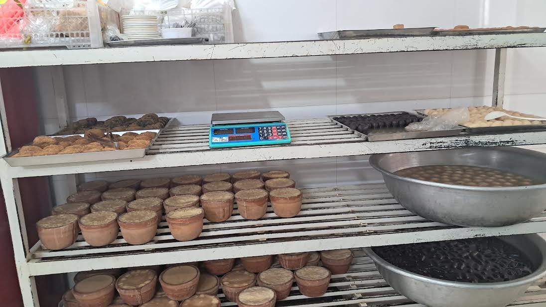 Sweet shop fined Tk 15,000 in Rajshahi for violating BSTI rules | District