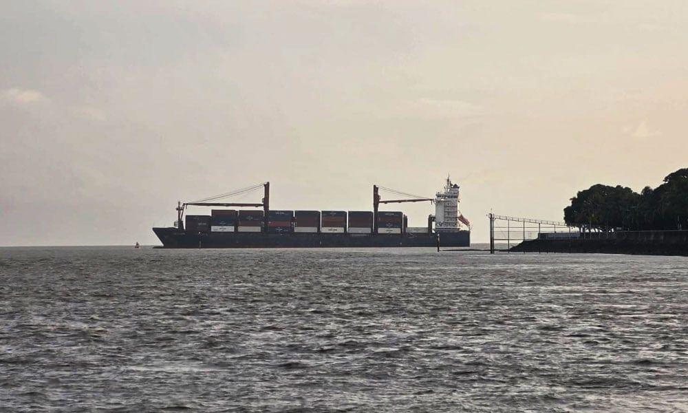 Ship stuck at Ctg Port entrance rescued in coordinated efforts | Others