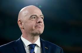 Embattled FIFA chief Infantino holds emergency talks with directors | Sports