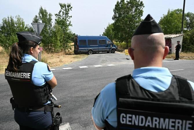 French police arrest four Spaniards over $300,000 watch theft | International