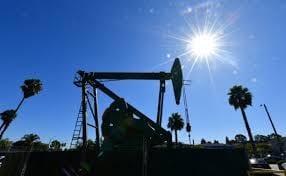 Oil prices rise further as hopes for Hormuz deal fade | Business