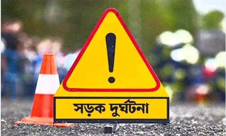 Motorcyclist killed in Naogaon road accident | District