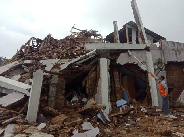 Magnitude 6.9 quake strikes Indonesia, second in a day: USGS | International