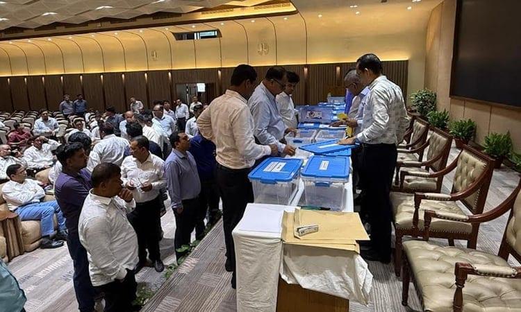 409 PWD engineers transferred through lottery | Others