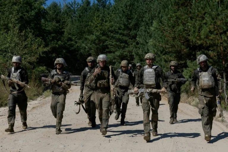 'People, not robots': Ukraine's soldiers justify human role amid drone revolution | International