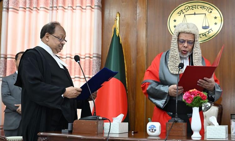 CJ administers oath to Justice Habibul Gani | Law and Court