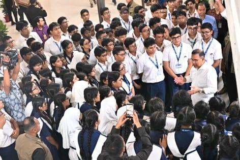 PM asks students to develop tree plantation habit to protect environment | News Flash
