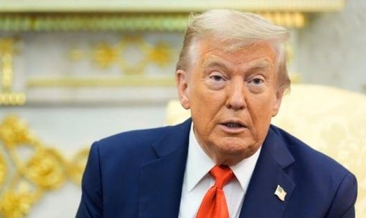 Trump takes center stage as Republicans fight midterm tide | International