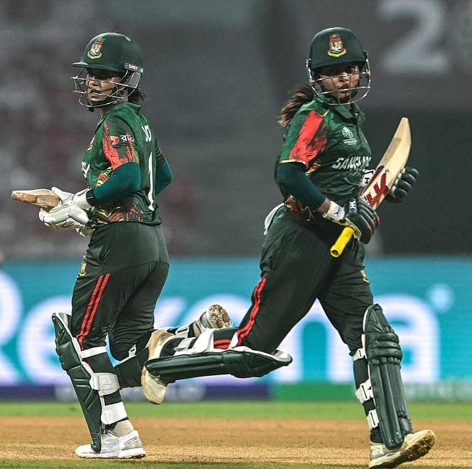 ত্রিদেশীয় সিরিজ হারে শুরু নিগারদের