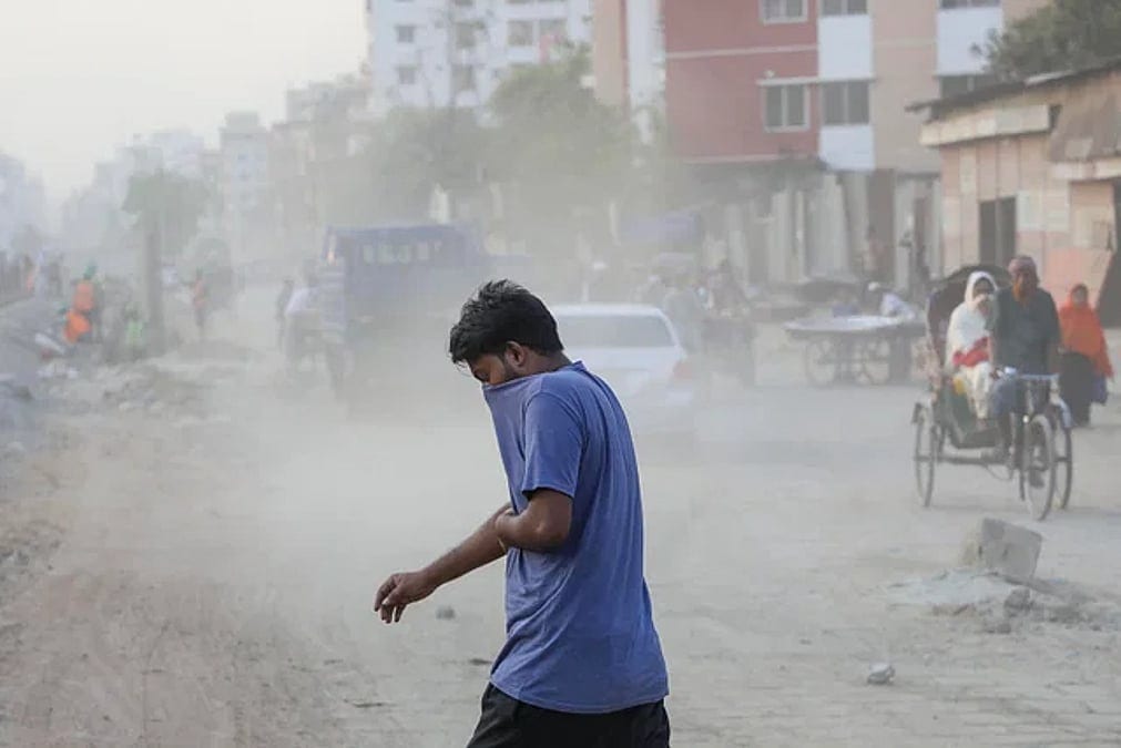 বায়ুদূষণ আজ আরও বাড়ল, ঢাকা বিশ্বে দ্বিতীয়